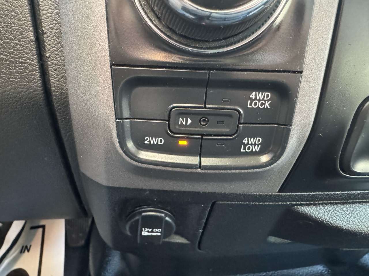 RAM 1500 Tradesman 4x4 Crew Cab 5'7" Box 2018