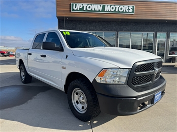 2018 RAM 1500 Tradesman 4x4 Crew Cab 5'7" Box
