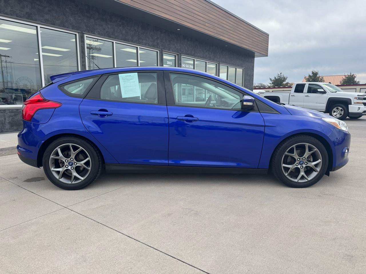 Ford Focus 5dr HB SE 2013