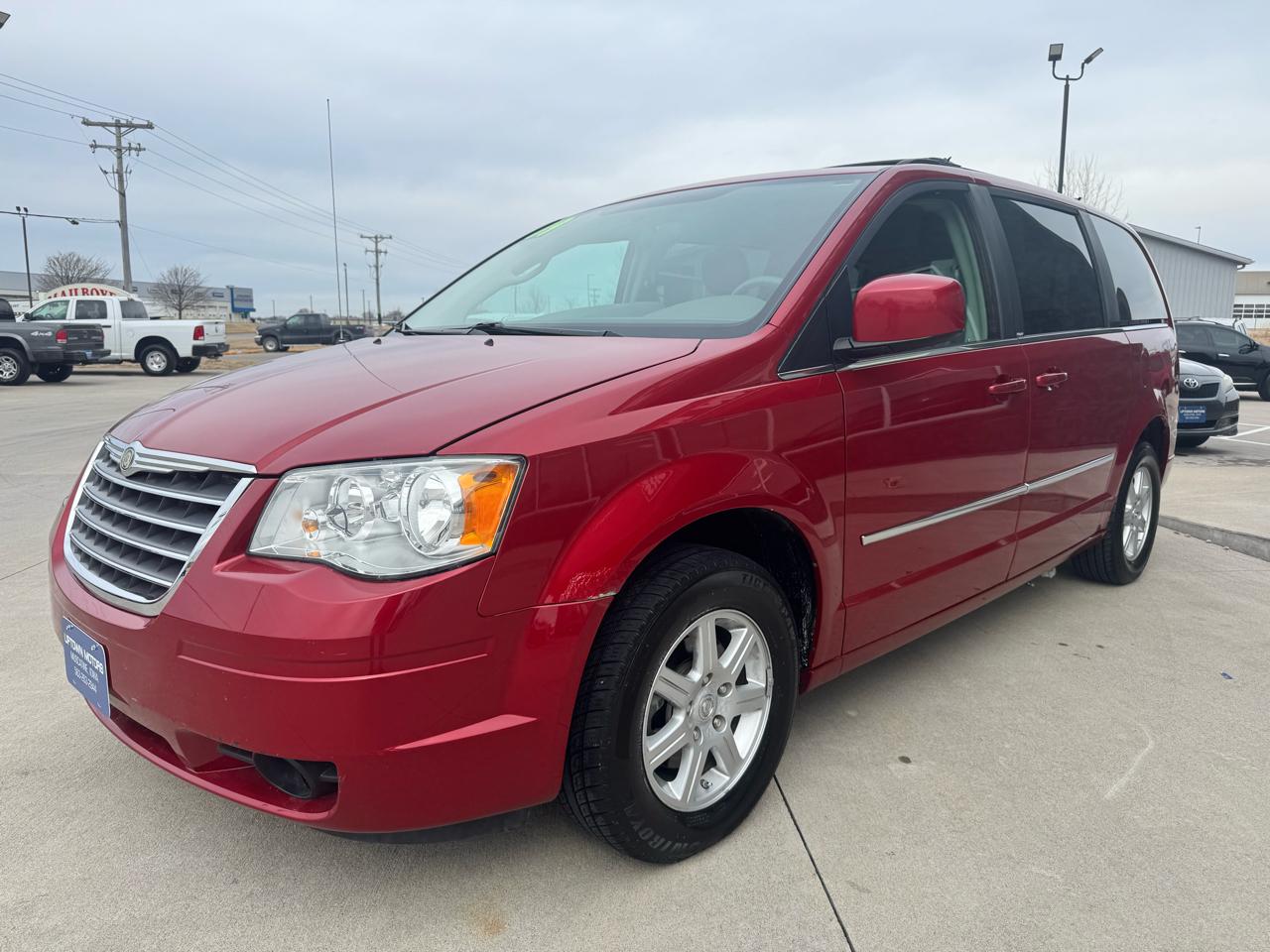 Chrysler Town & Country 4dr Wgn Touring 2009