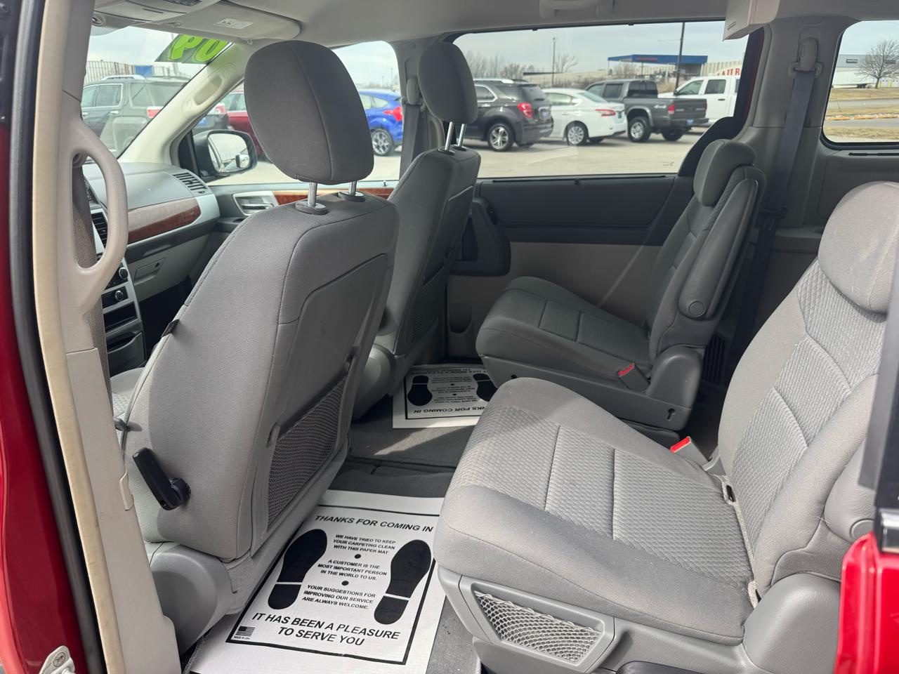 Chrysler Town & Country 4dr Wgn Touring 2009