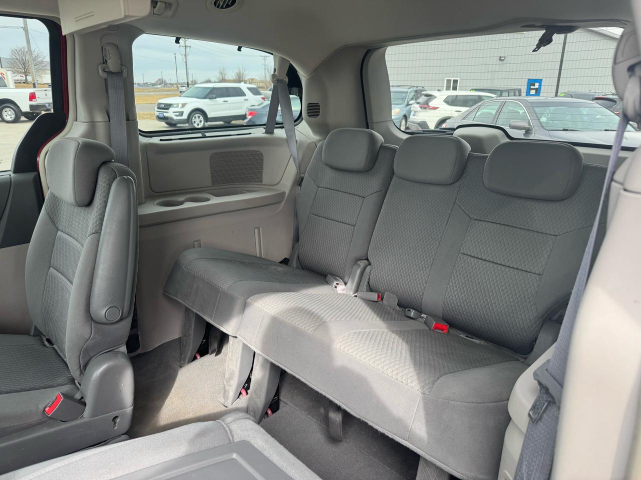 Chrysler Town & Country 4dr Wgn Touring 2009