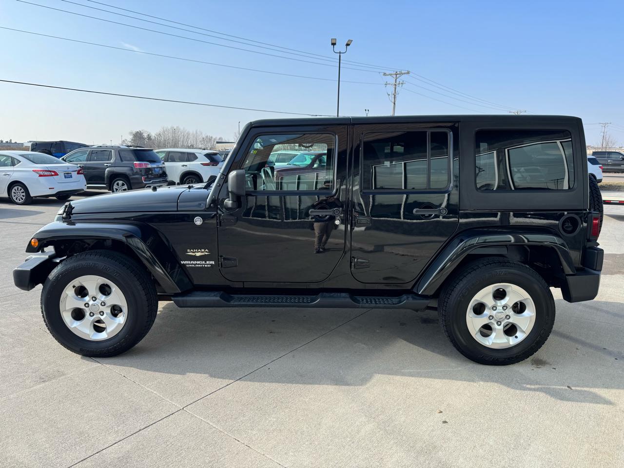 Jeep Wrangler Unlimited 4WD 4dr Sahara 2015