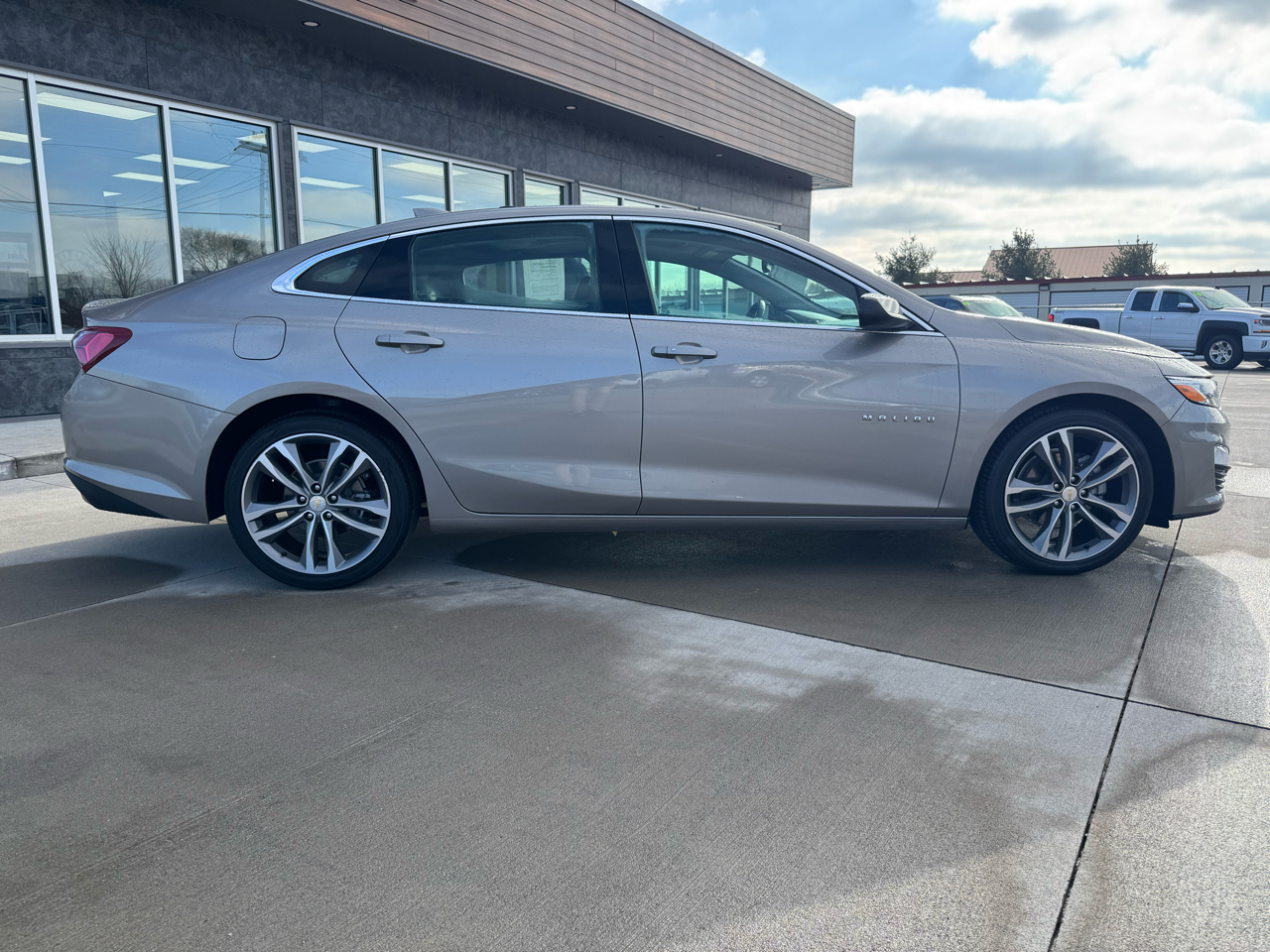 Chevrolet Malibu 4dr Sdn 2LT 2024