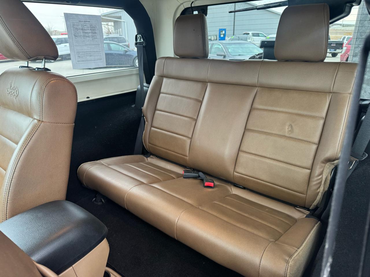 Jeep Wrangler 4WD 2dr Rubicon 2011