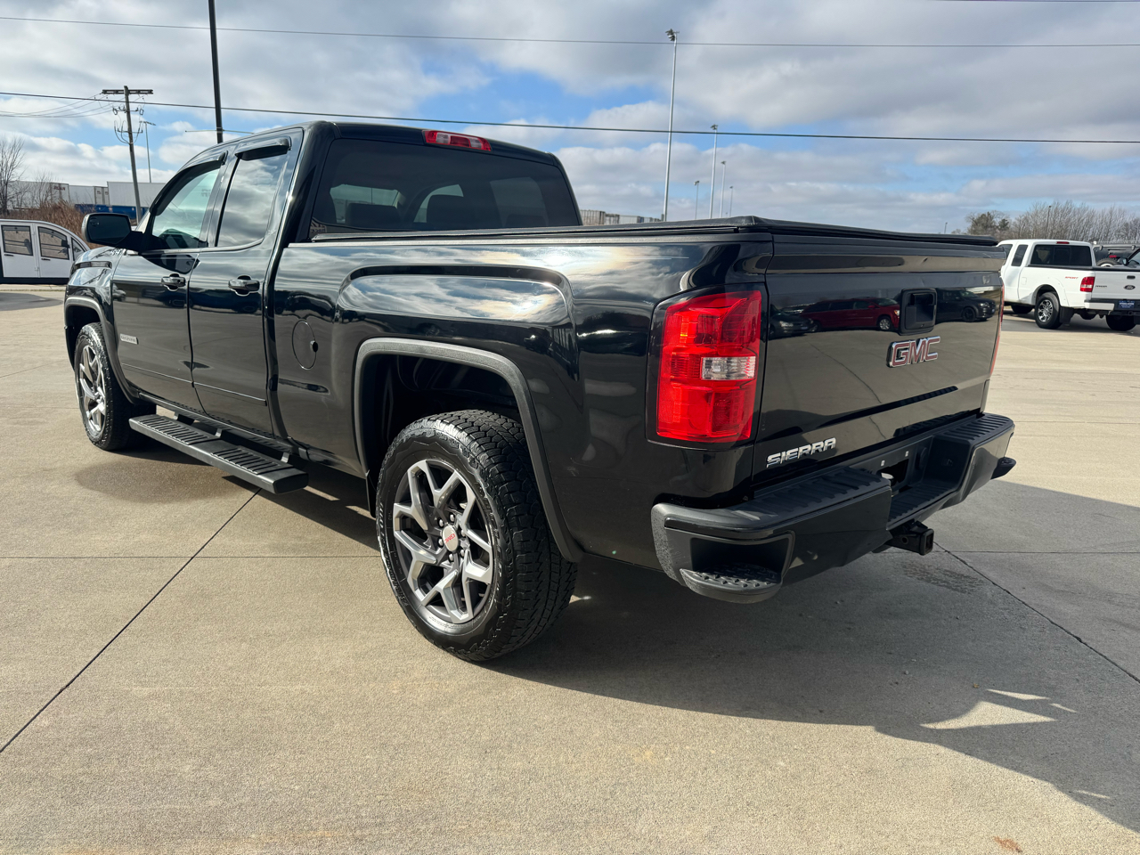 GMC Sierra 1500 4WD Double Cab 143.5" 2017