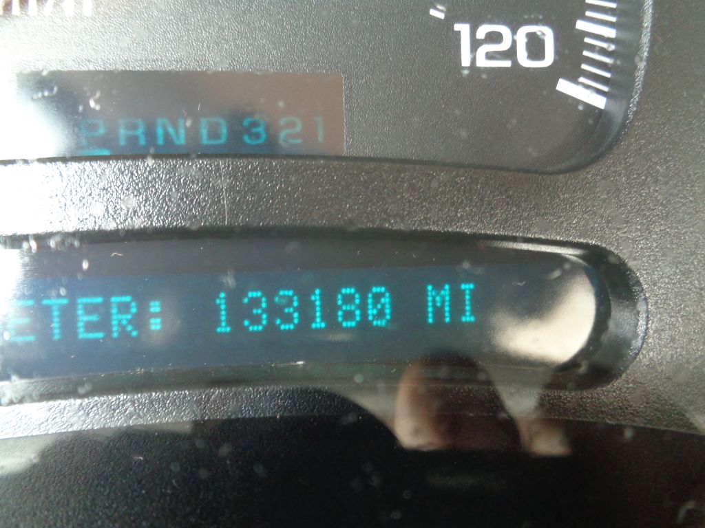 Chevrolet Silverado 2500HD Reg Cab 133" WB 4WD Work Truck 2005