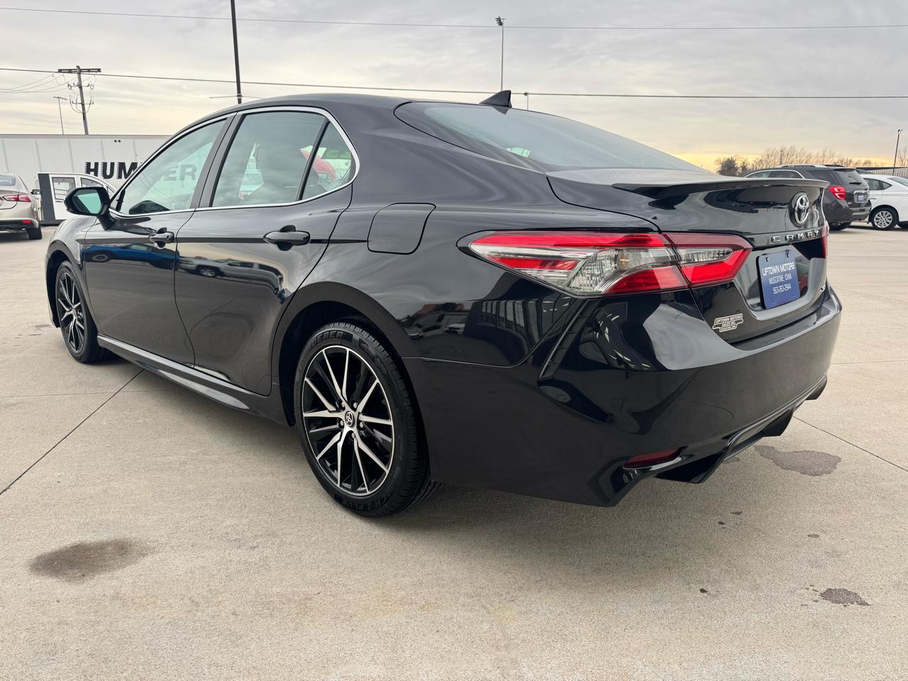 Toyota Camry SE Auto (Natl) 2023