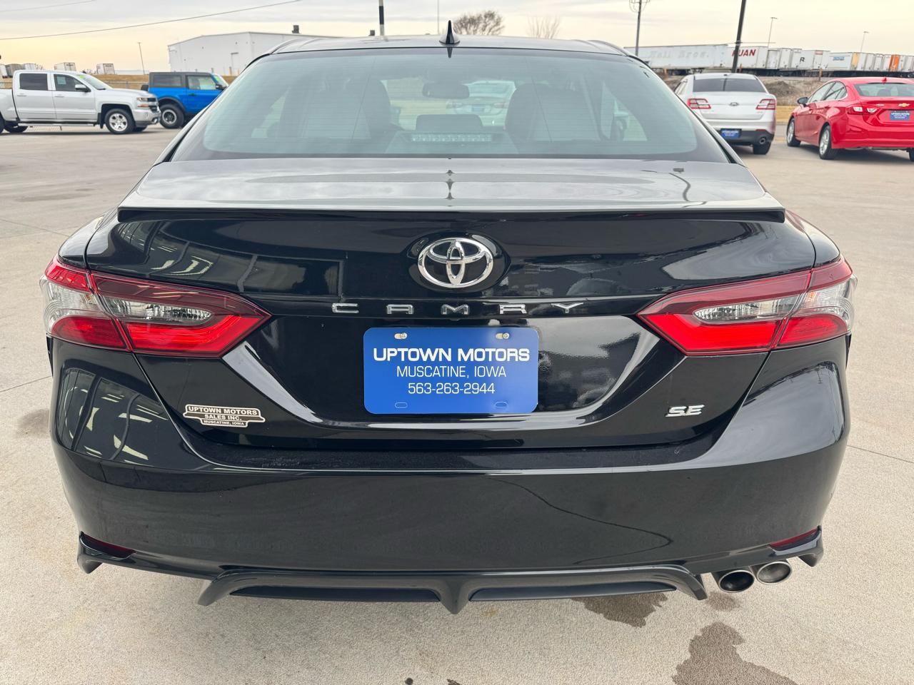 Toyota Camry SE Auto (Natl) 2023