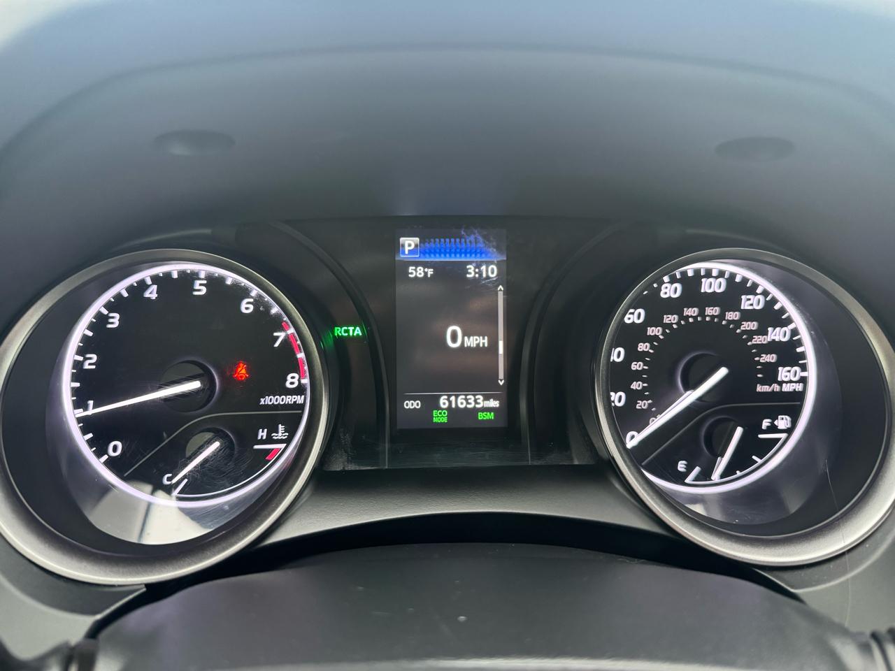 Toyota Camry SE Auto (Natl) 2023