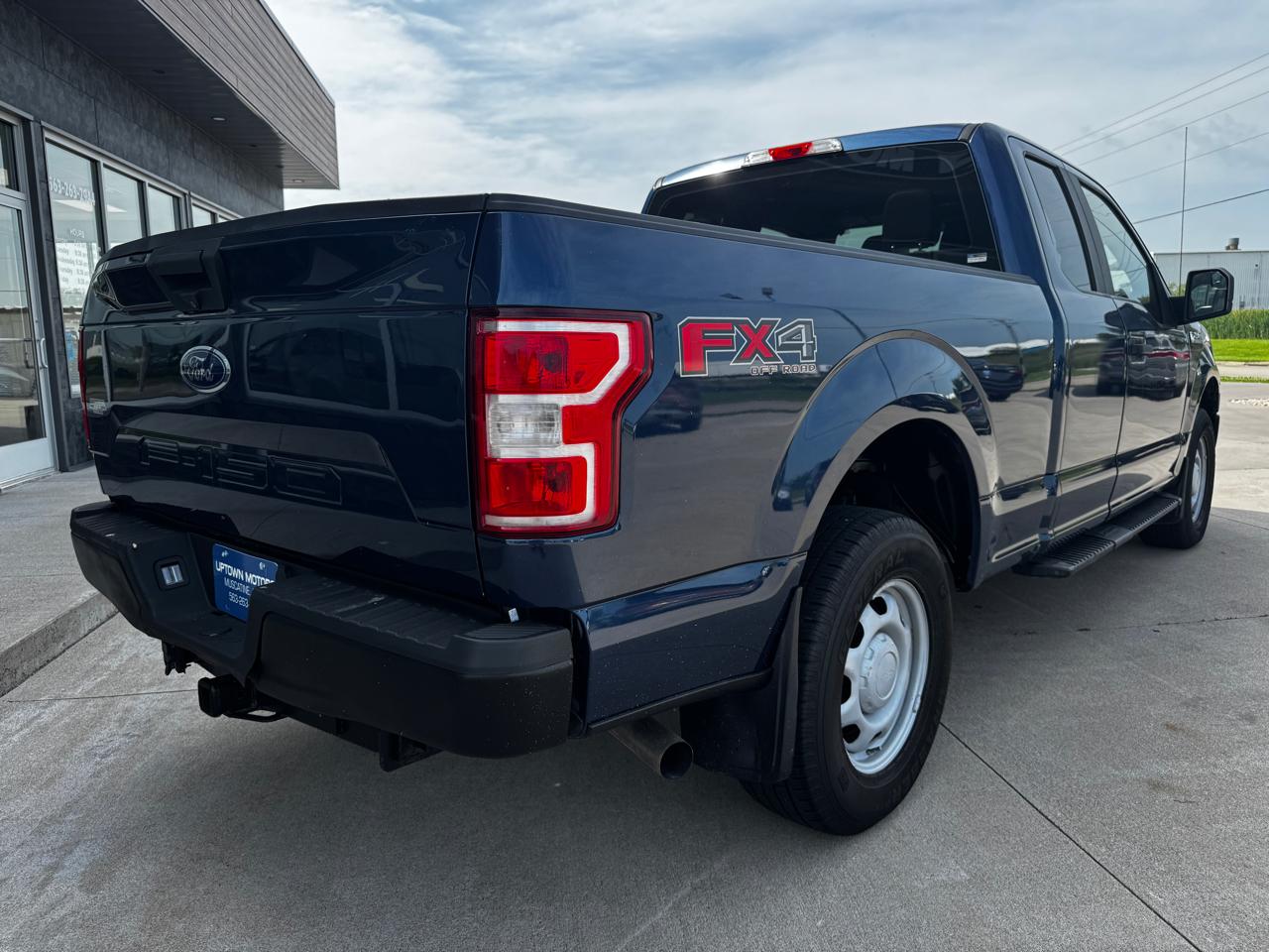 Ford F-150 Lariat 4WD SuperCab 8' Box 2019