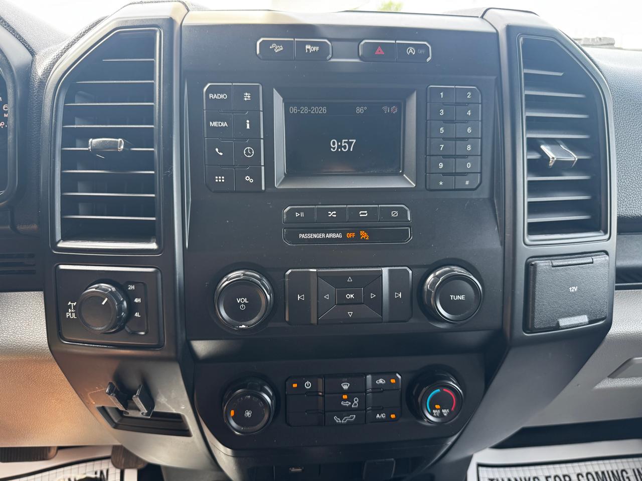 Ford F-150 Lariat 4WD SuperCab 8' Box 2019