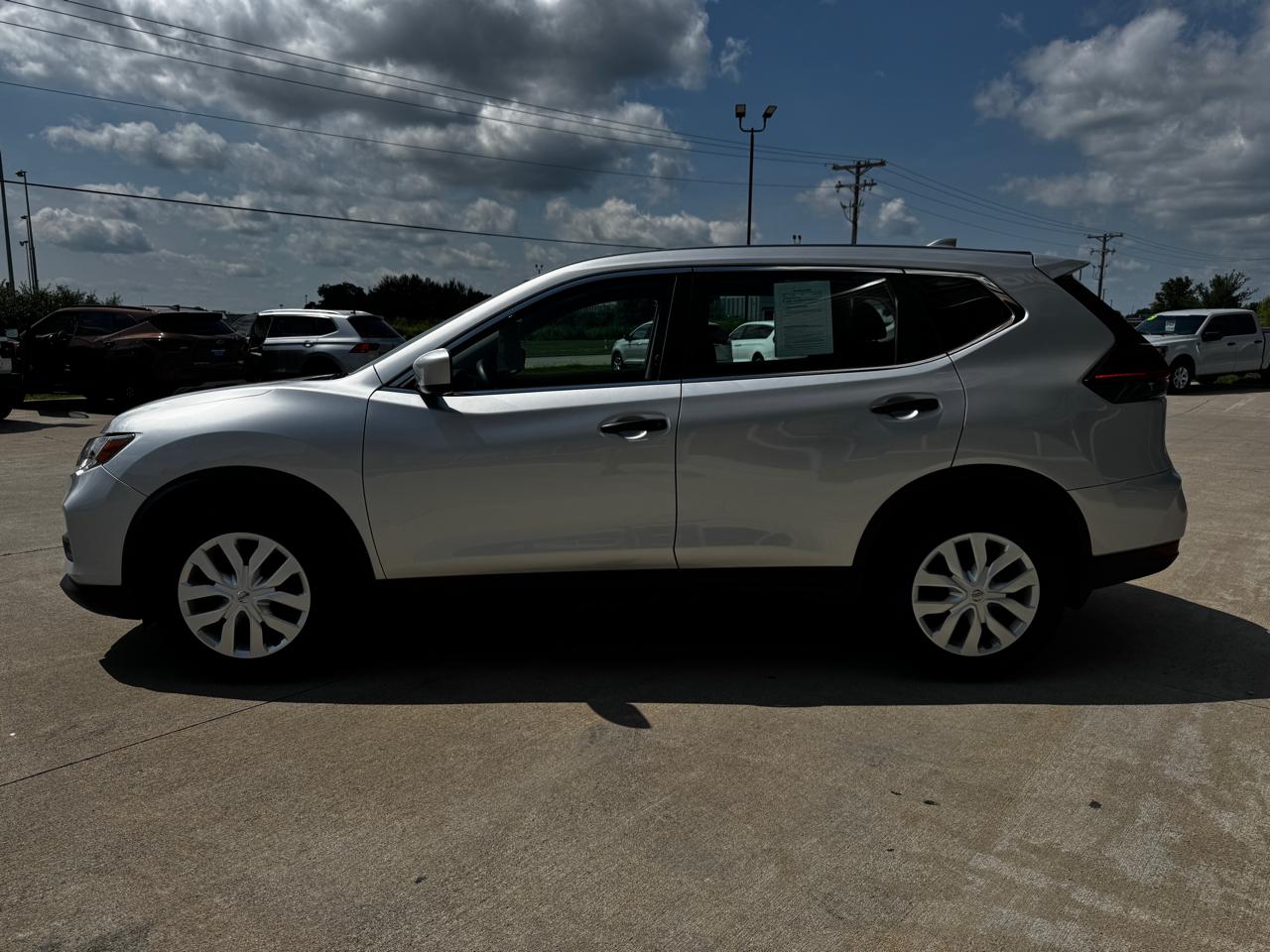 Nissan Rogue FWD S 2020