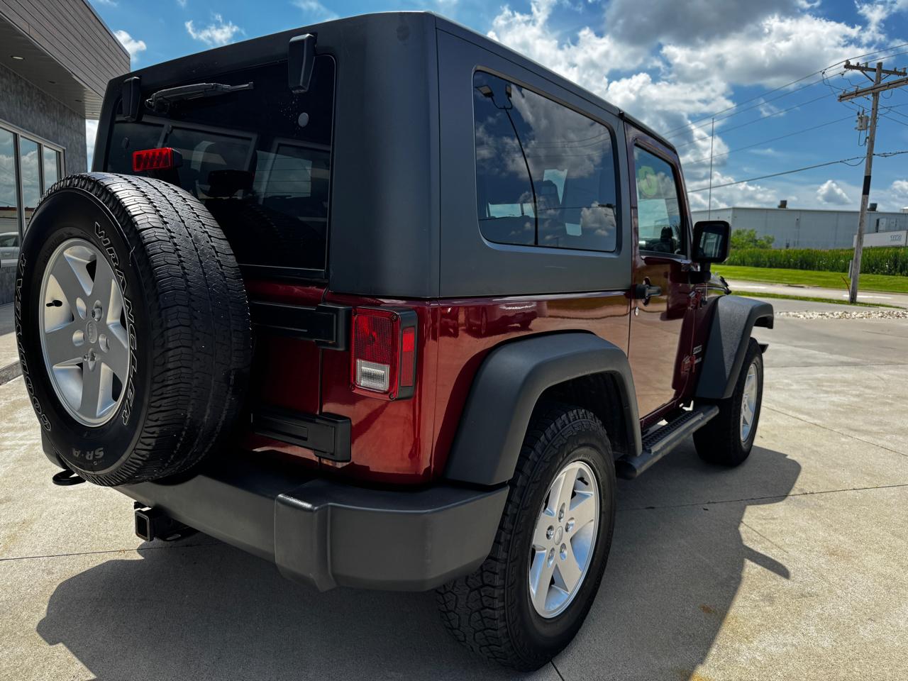 Jeep Wrangler 4WD 2dr Sport 2010