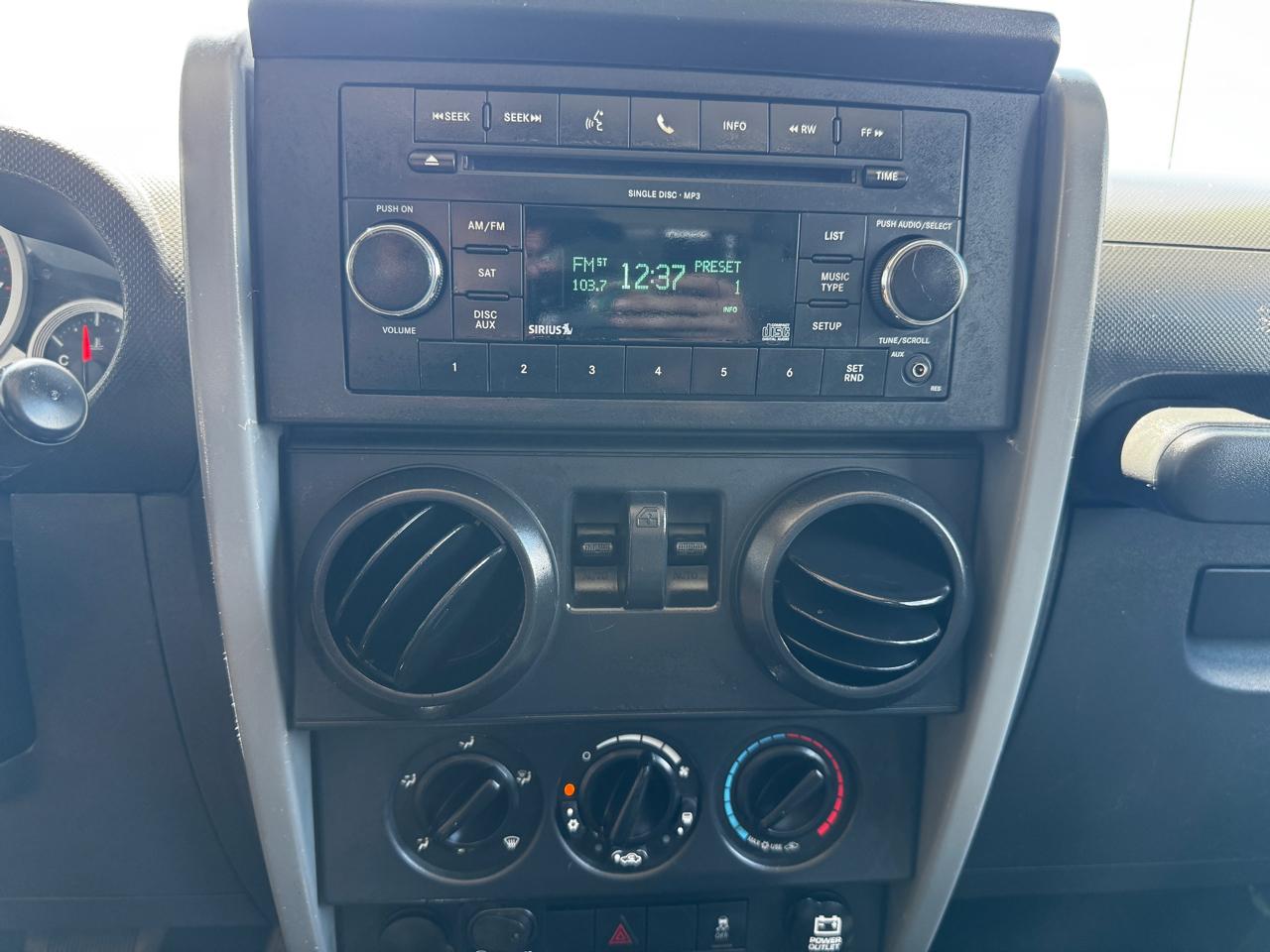 Jeep Wrangler 4WD 2dr Sport 2010