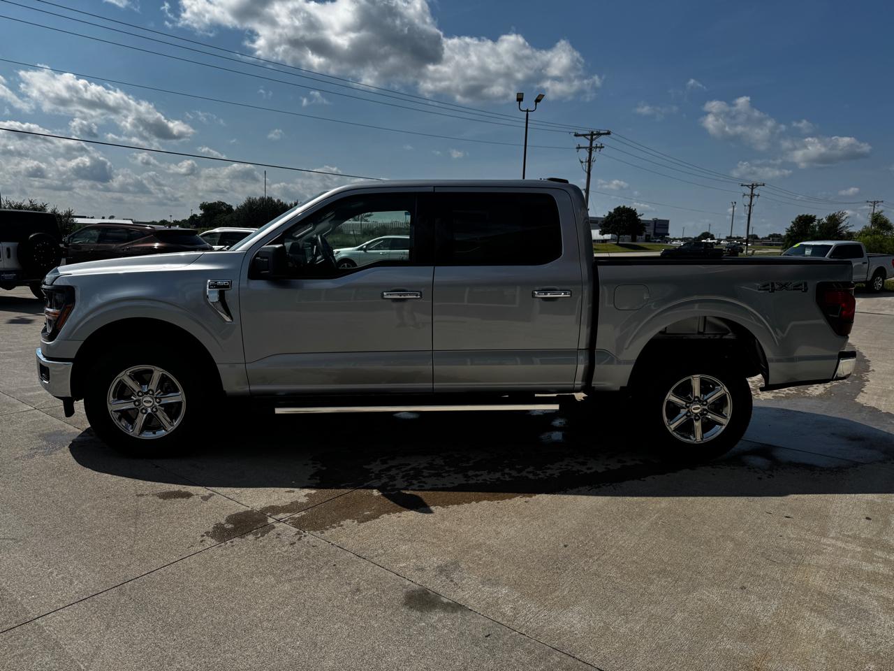 Ford F-150 XLT 4WD SuperCrew 5.5' Box 2025