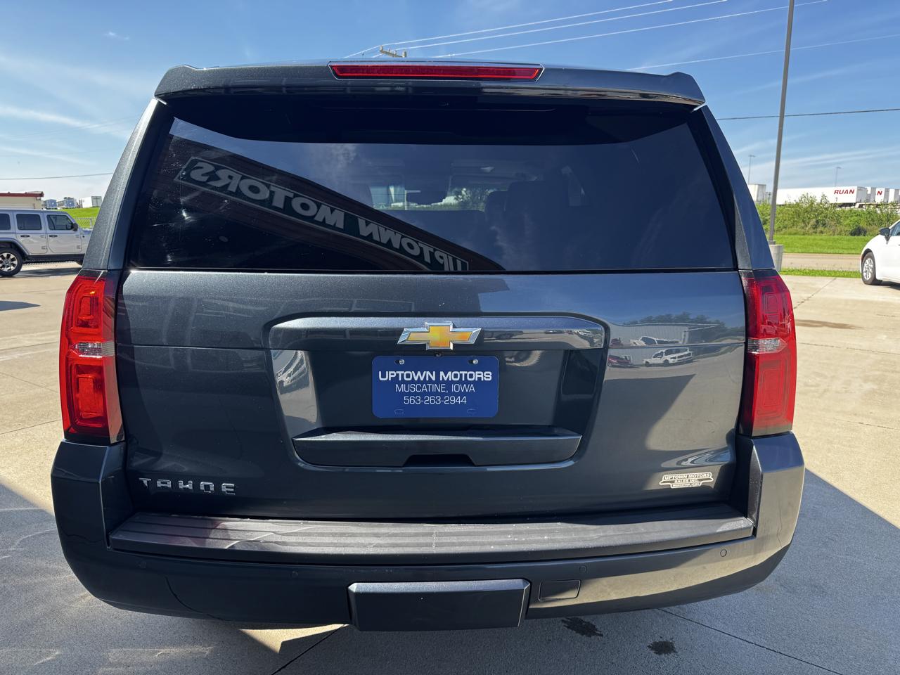 Chevrolet Tahoe 4WD 4dr LT 2019