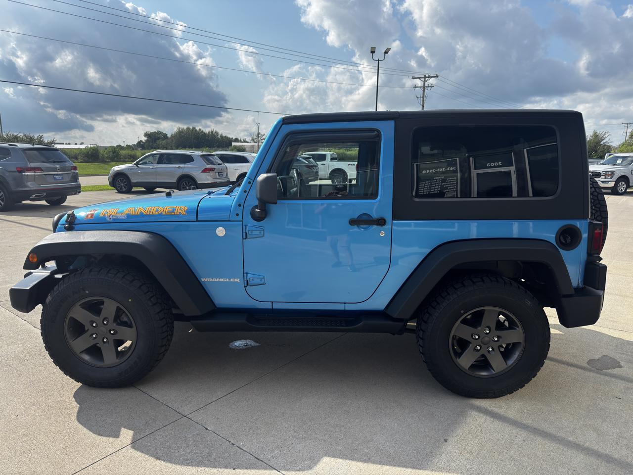 Jeep Wrangler 4WD 2dr Islander *Ltd Avail* 2010