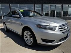2015 Ford Taurus 