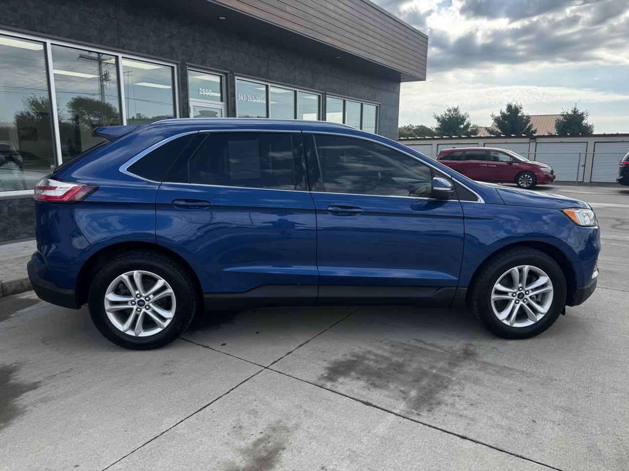 Ford Edge photo 8