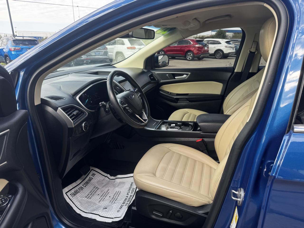 Ford Edge photo 9