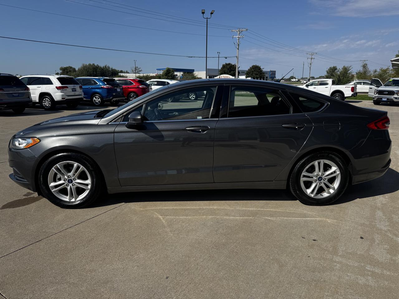 Ford Fusion SE FWD 2018