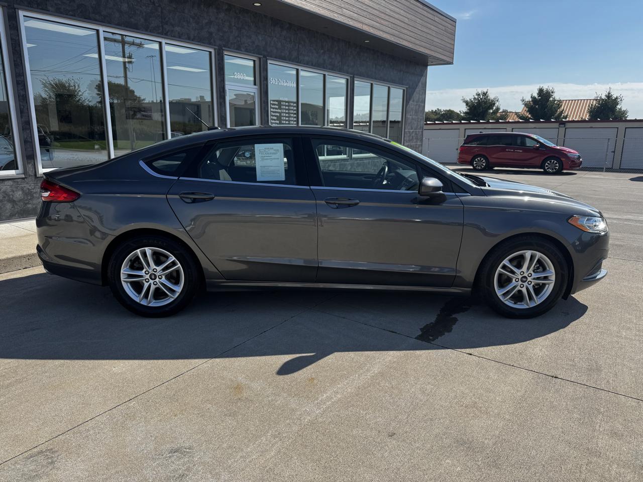 Ford Fusion SE FWD 2018