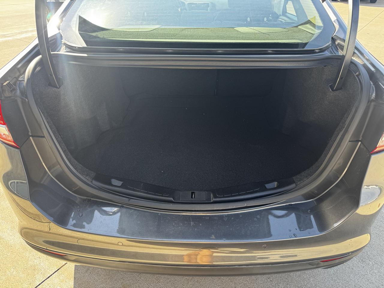 Ford Fusion SE FWD 2018