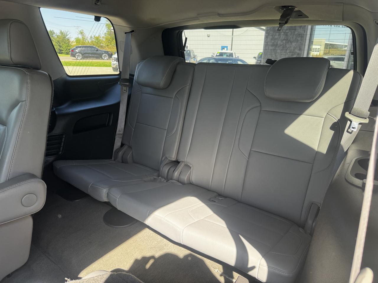 Chevrolet Tahoe 4WD 4dr LT 2015