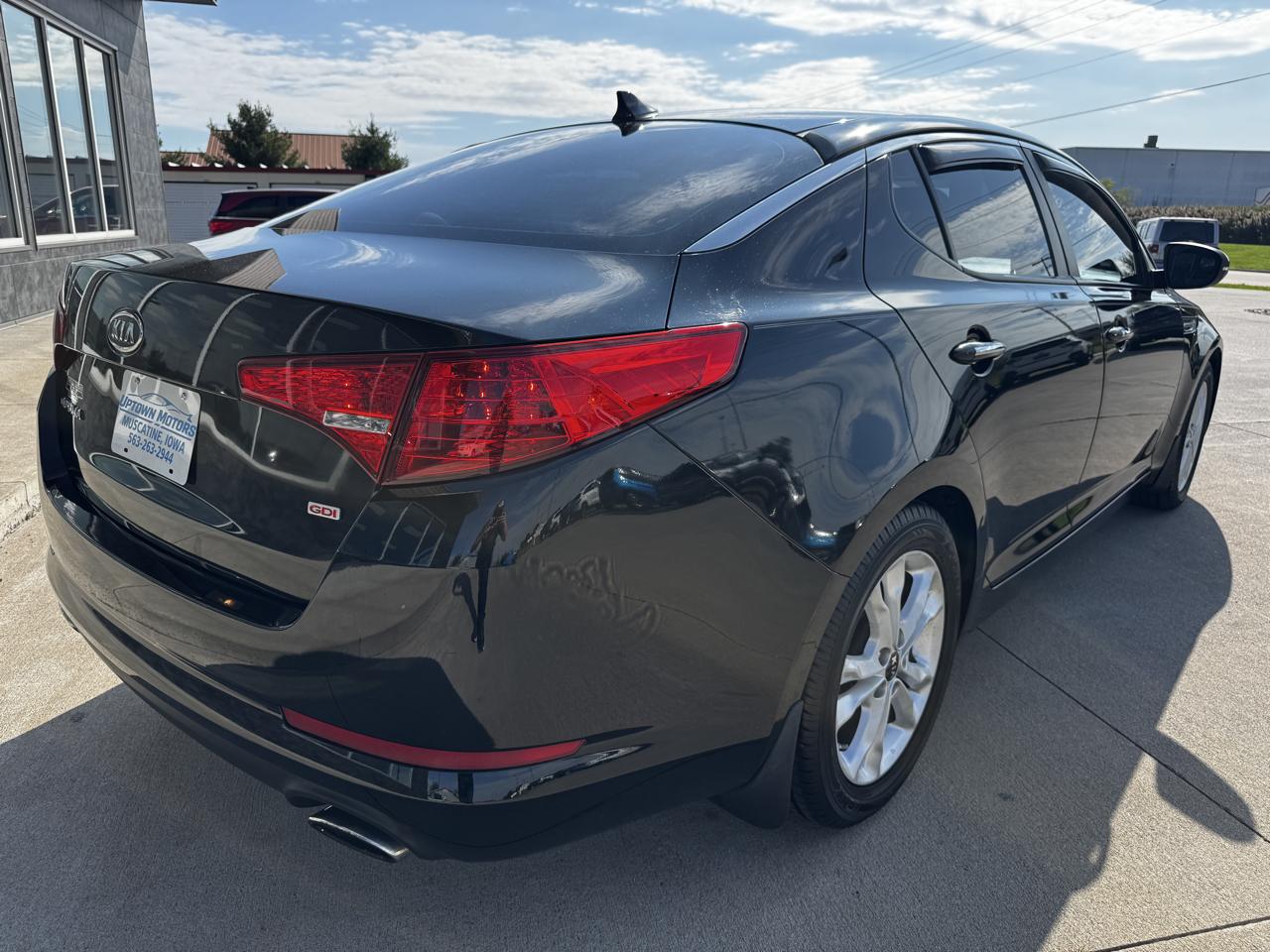 Kia Optima 4dr Sdn 2.4L Auto EX 2011