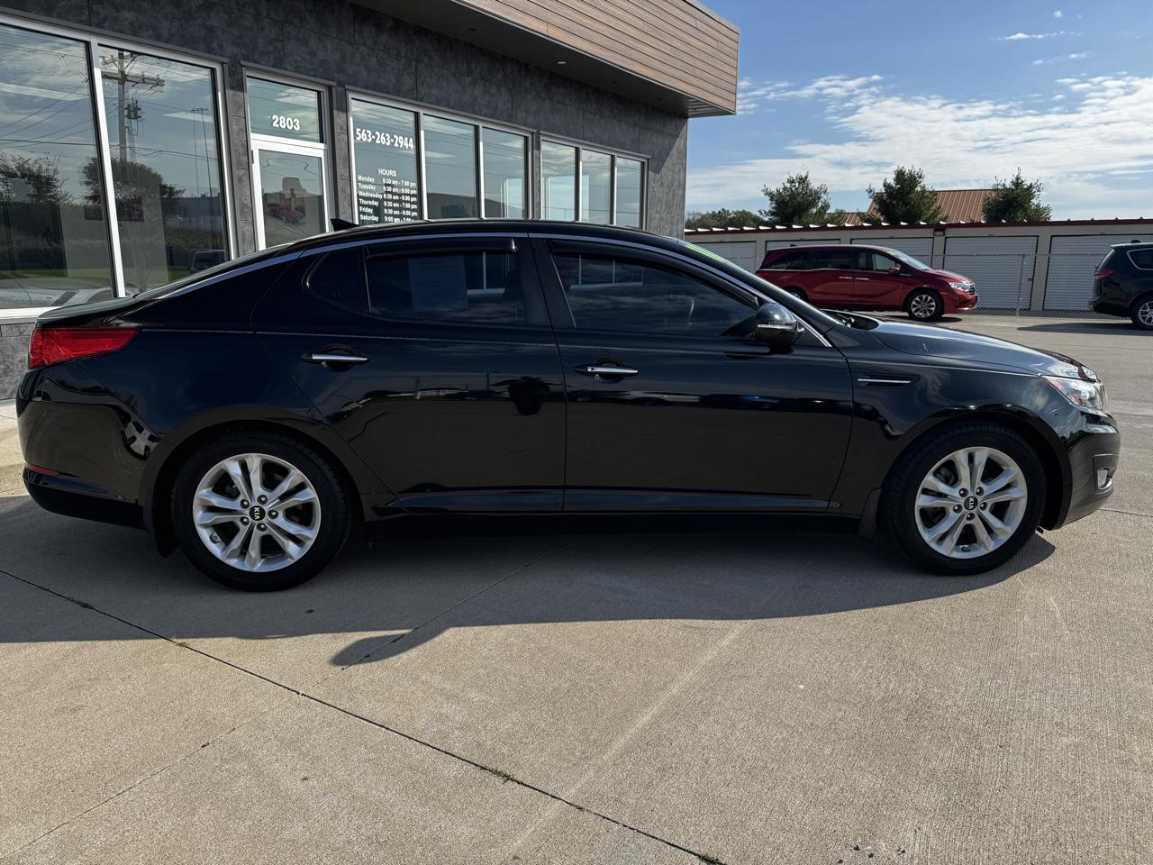 Kia Optima 4dr Sdn 2.4L Auto EX 2011