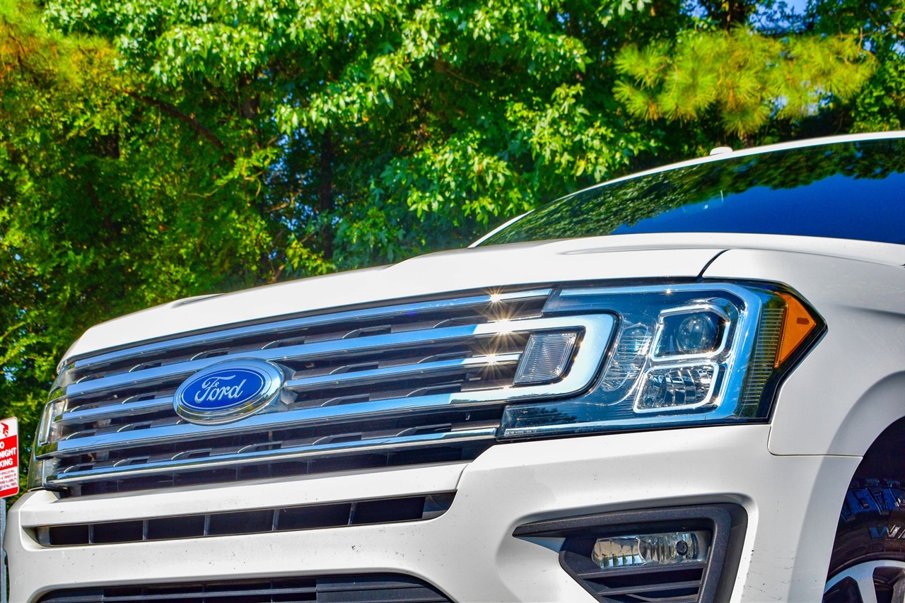 2019 Ford Expedition MAX XLT photo 2