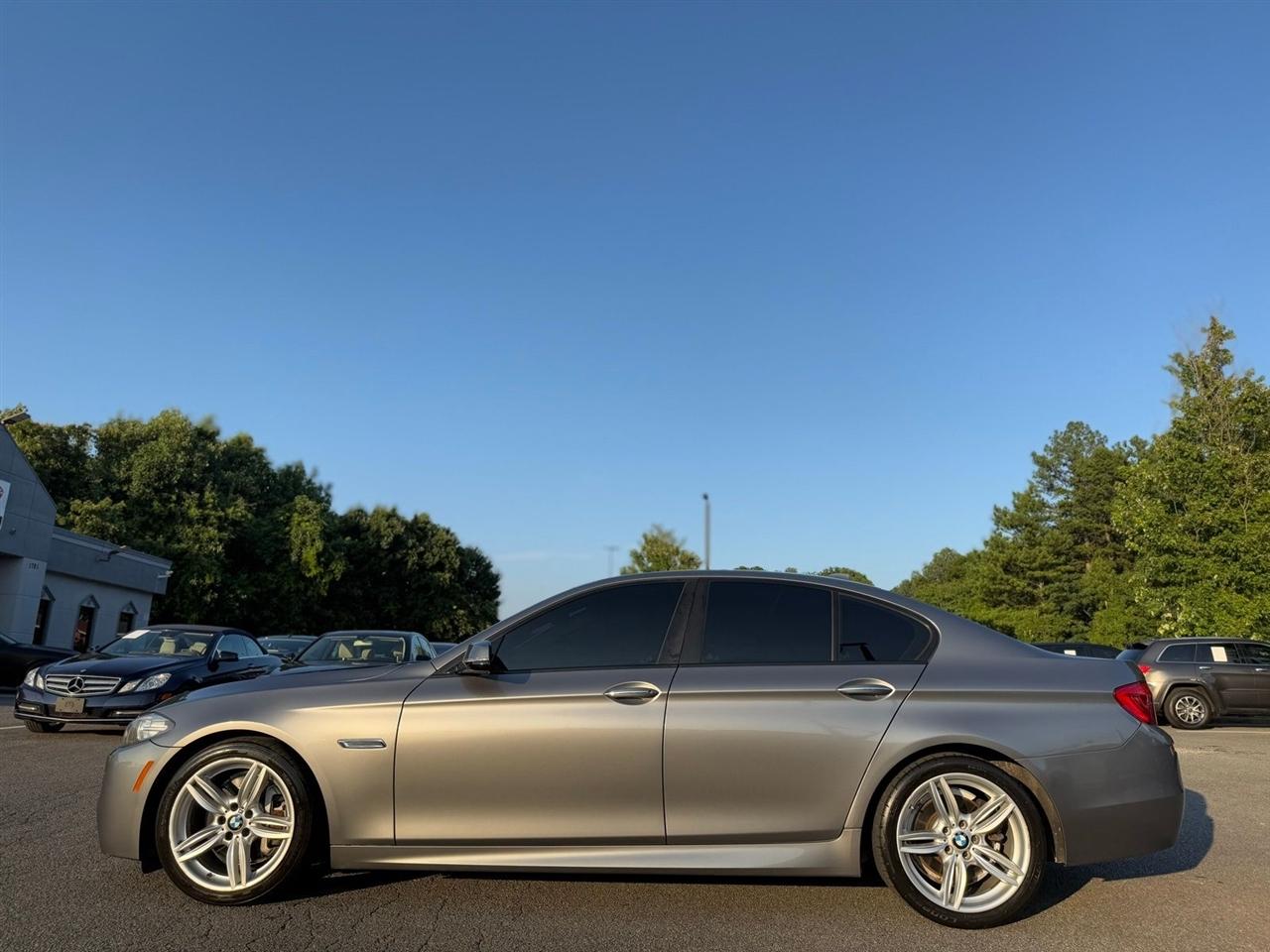 BMW 5 Series 4dr Sdn 535i RWD 2016