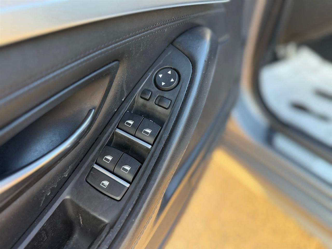 BMW 5 Series 4dr Sdn 535i RWD 2016