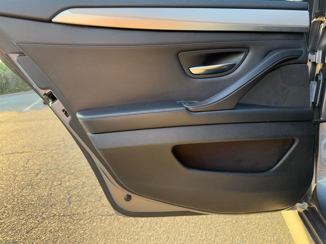 BMW 5 Series 4dr Sdn 535i RWD 2016