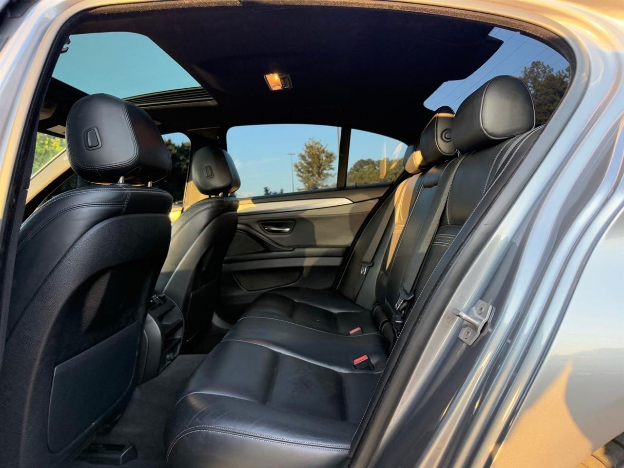 BMW 5 Series 4dr Sdn 535i RWD 2016