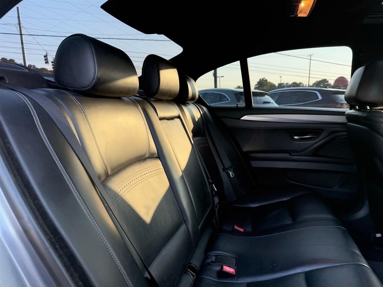 BMW 5 Series 4dr Sdn 535i RWD 2016