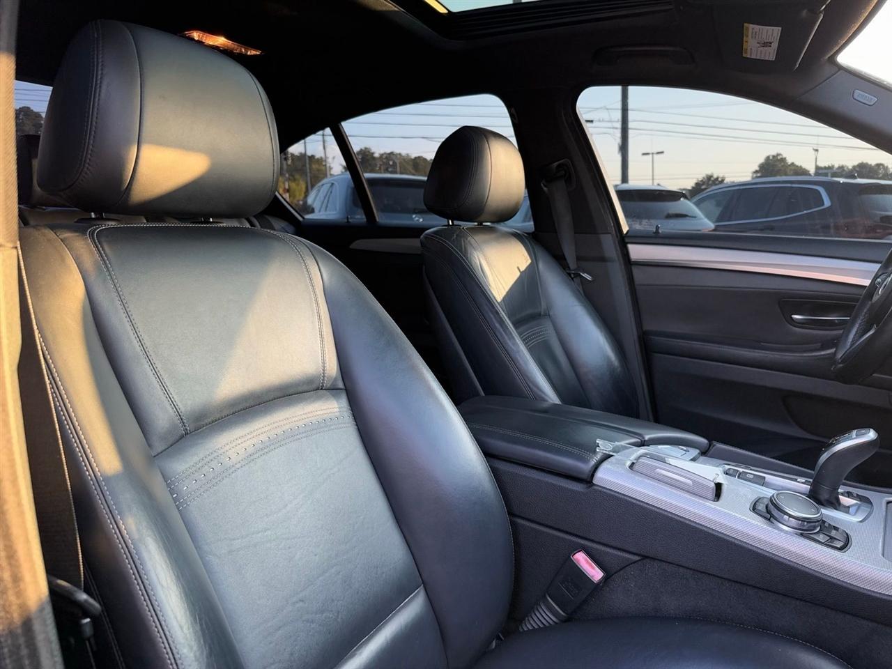 BMW 5 Series 4dr Sdn 535i RWD 2016