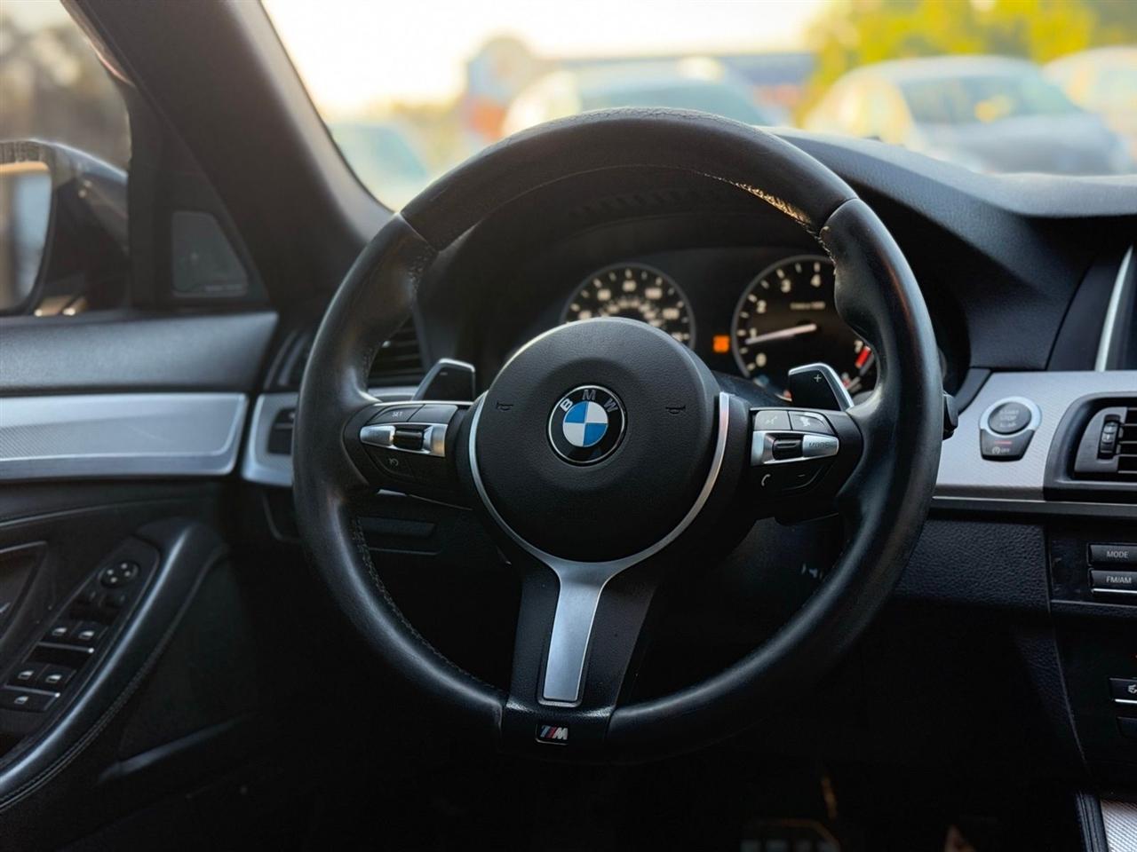 BMW 5 Series 4dr Sdn 535i RWD 2016