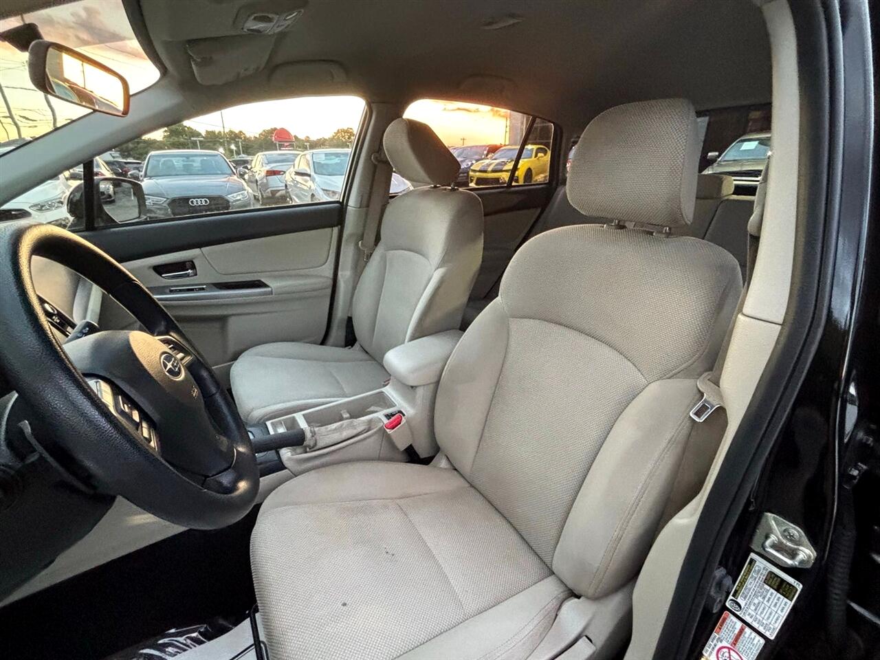 2015 Subaru Crosstrek 2.0i Premium photo 3