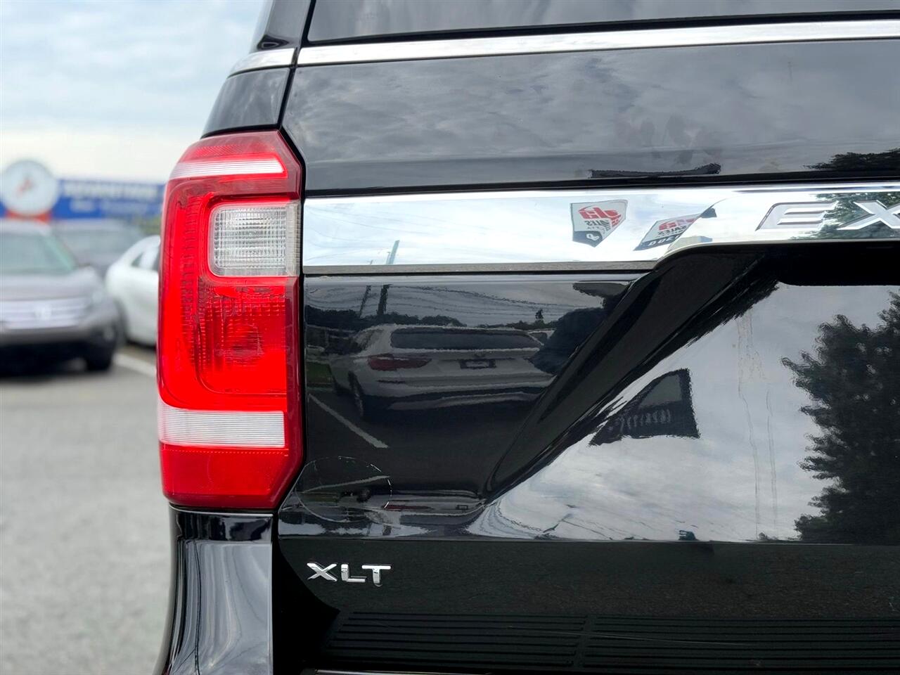 2018 Ford Expedition XLT photo 7
