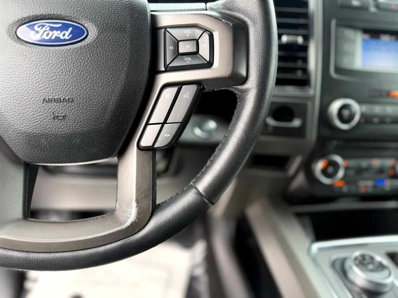 2018 Ford Expedition XLT photo 18