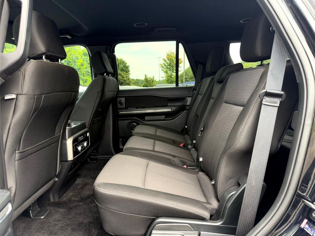 2018 Ford Expedition XLT photo 26
