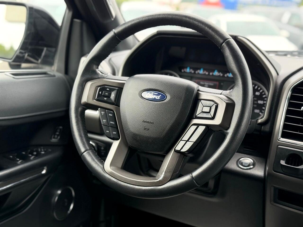 2018 Ford Expedition XLT photo 36