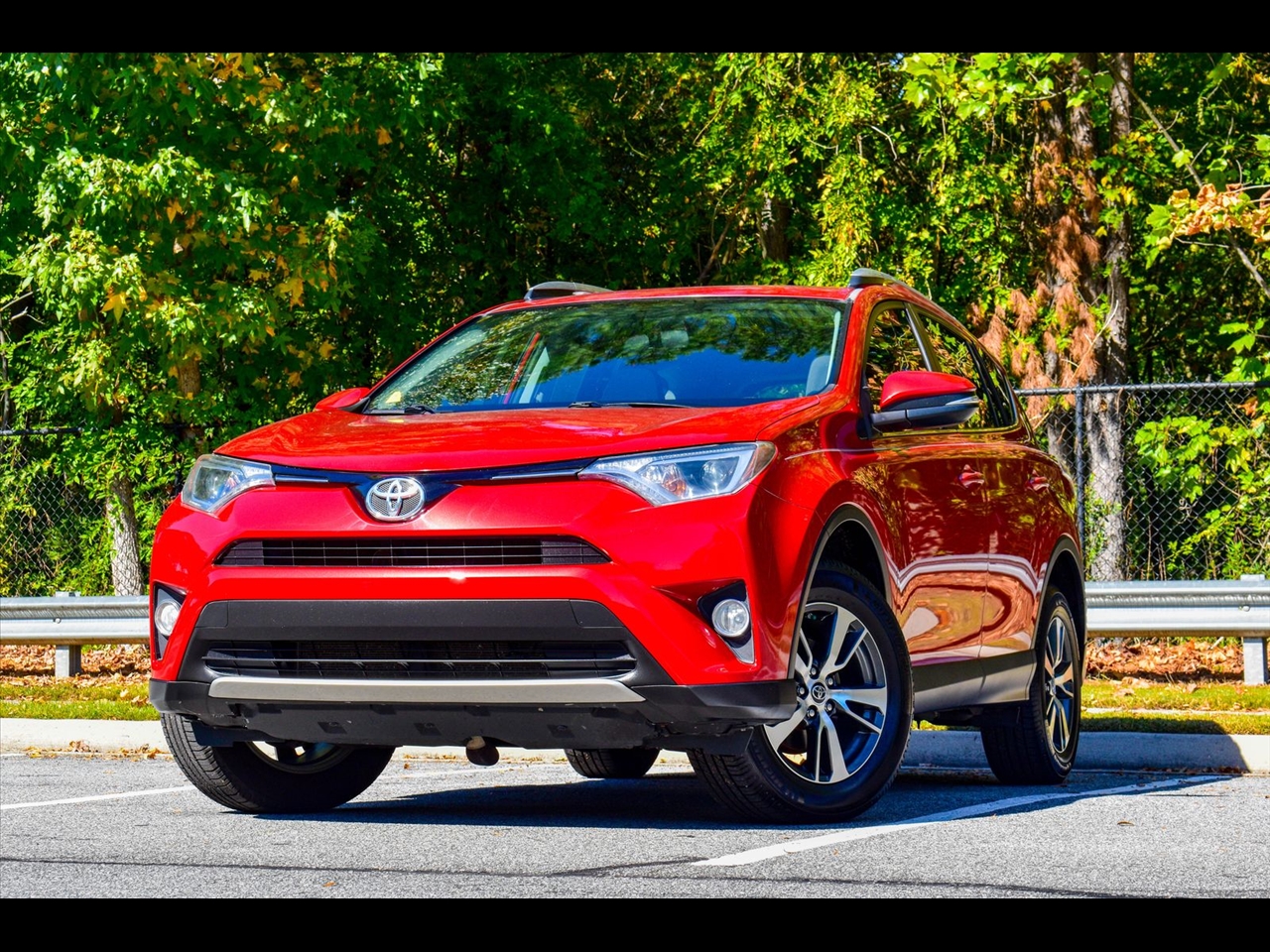 2016 Toyota RAV4 AWD 4dr XLE (Natl)