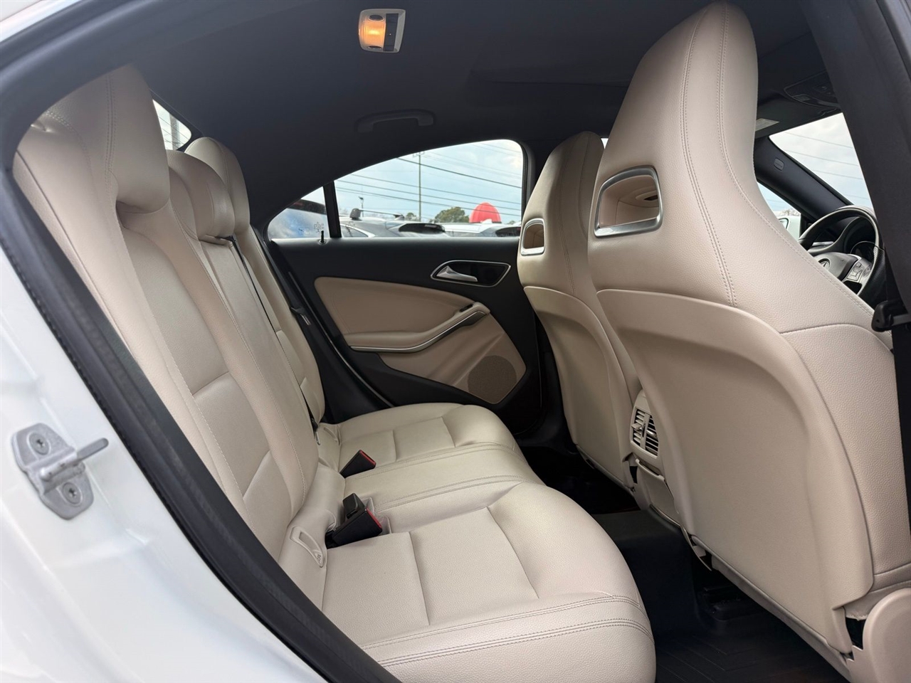 Mercedes-Benz CLA-Class 4dr Sdn CLA 250 4MATIC 2014