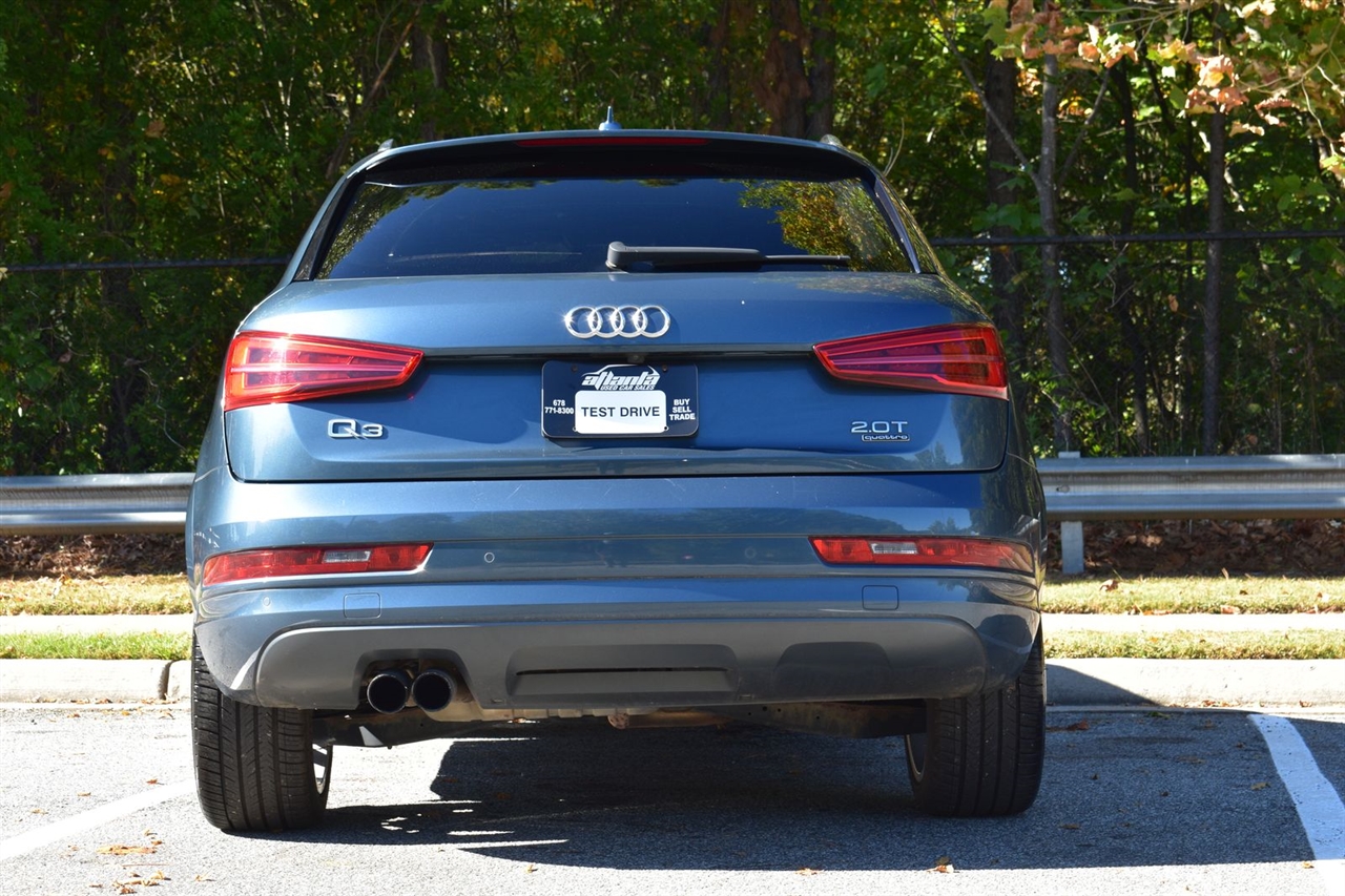 Audi Q3 2.0 TFSI Sport Premium Plus quattro AWD 2018 Audi Q3 2.0 TFSI Sport Premium Plus quattro AWD 2018