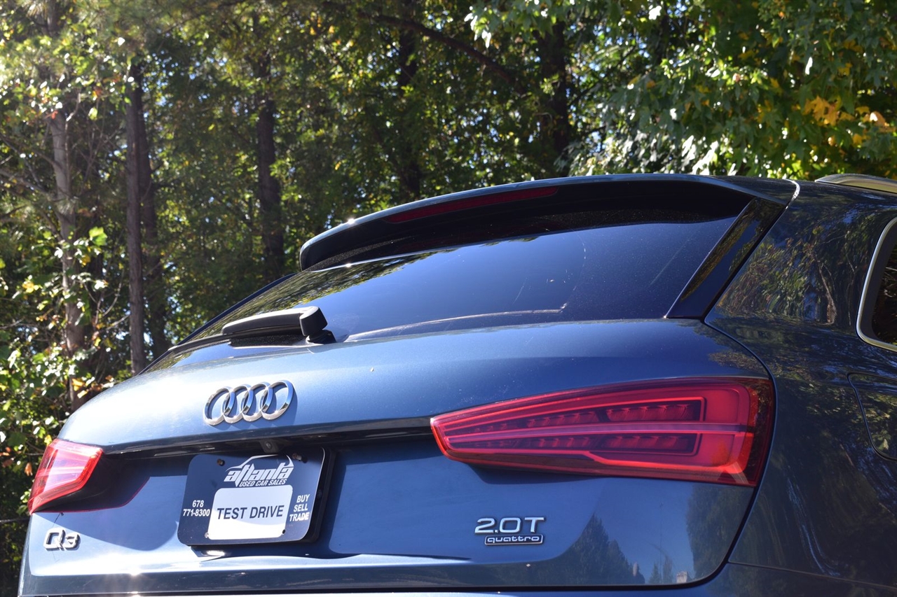Audi Q3 2.0 TFSI Sport Premium Plus quattro AWD 2018 Audi Q3 2.0 TFSI Sport Premium Plus quattro AWD 2018