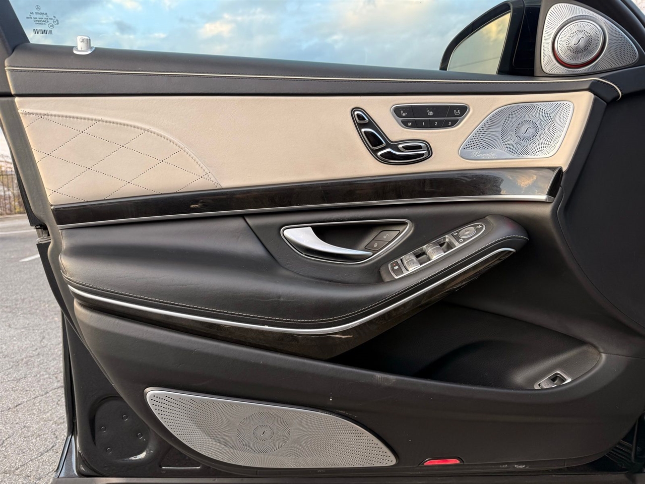 Mercedes-Benz S-Class 4dr Sdn Maybach S 600 RWD 2016