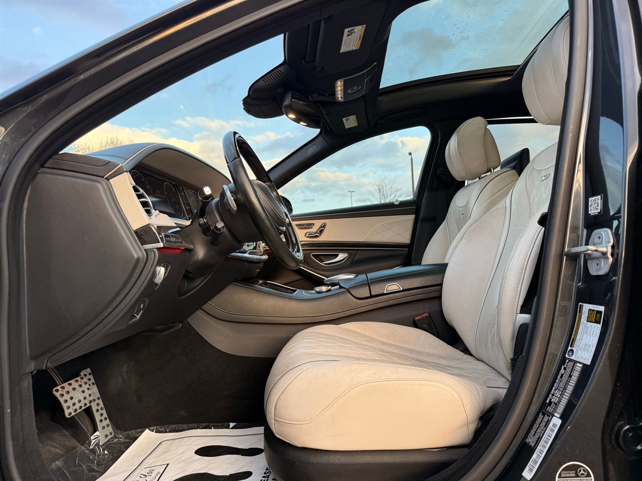 Mercedes-Benz S-Class 4dr Sdn Maybach S 600 RWD 2016